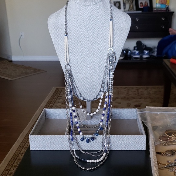 Chloe + Isabel Jewelry - Chloe +Isabel Statement Necklace Chloe + Isabel Jewelry - Chloe +Isabel Statement Necklace
